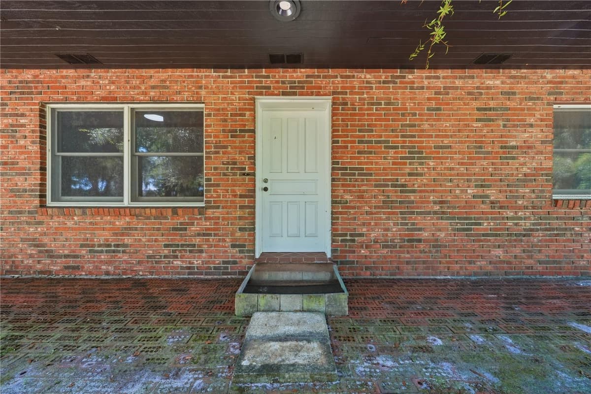 163 ORANGE AVENUE — photo 38 of 49