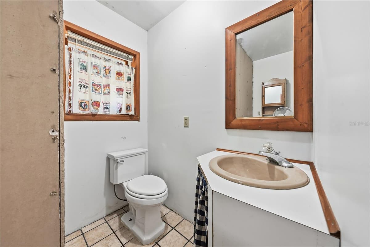 163 ORANGE AVENUE — photo 31 of 49