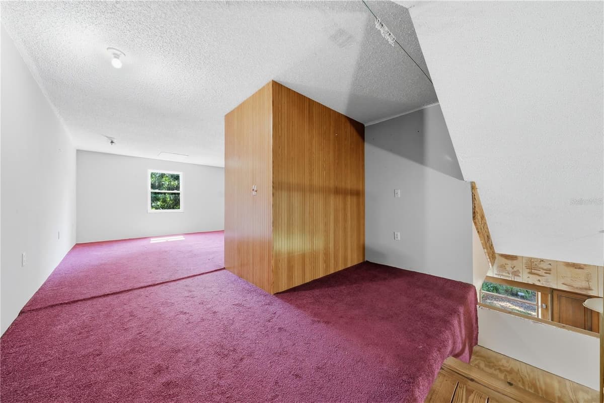 163 ORANGE AVENUE — photo 21 of 49
