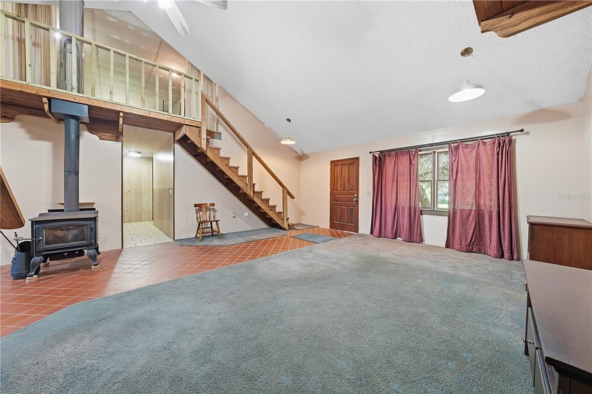 163 ORANGE AVENUE — photo 4 of 49