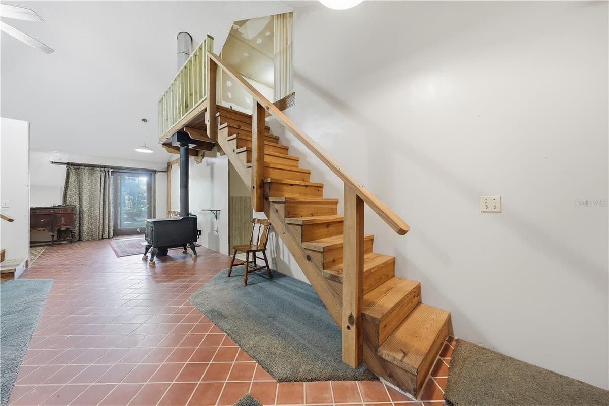 163 ORANGE AVENUE — photo 8 of 49