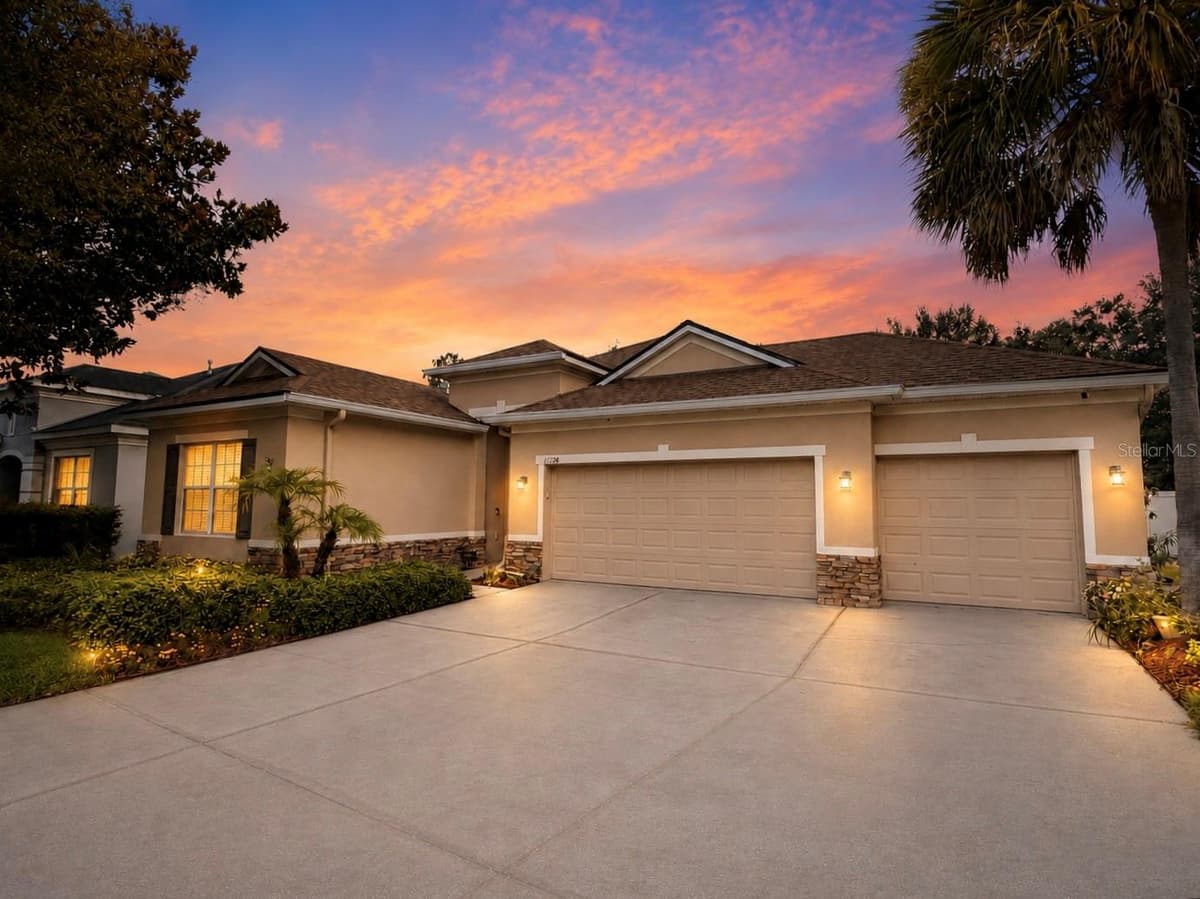 11238 WEMBLEY LANDING DRIVE — photo 1 of 27