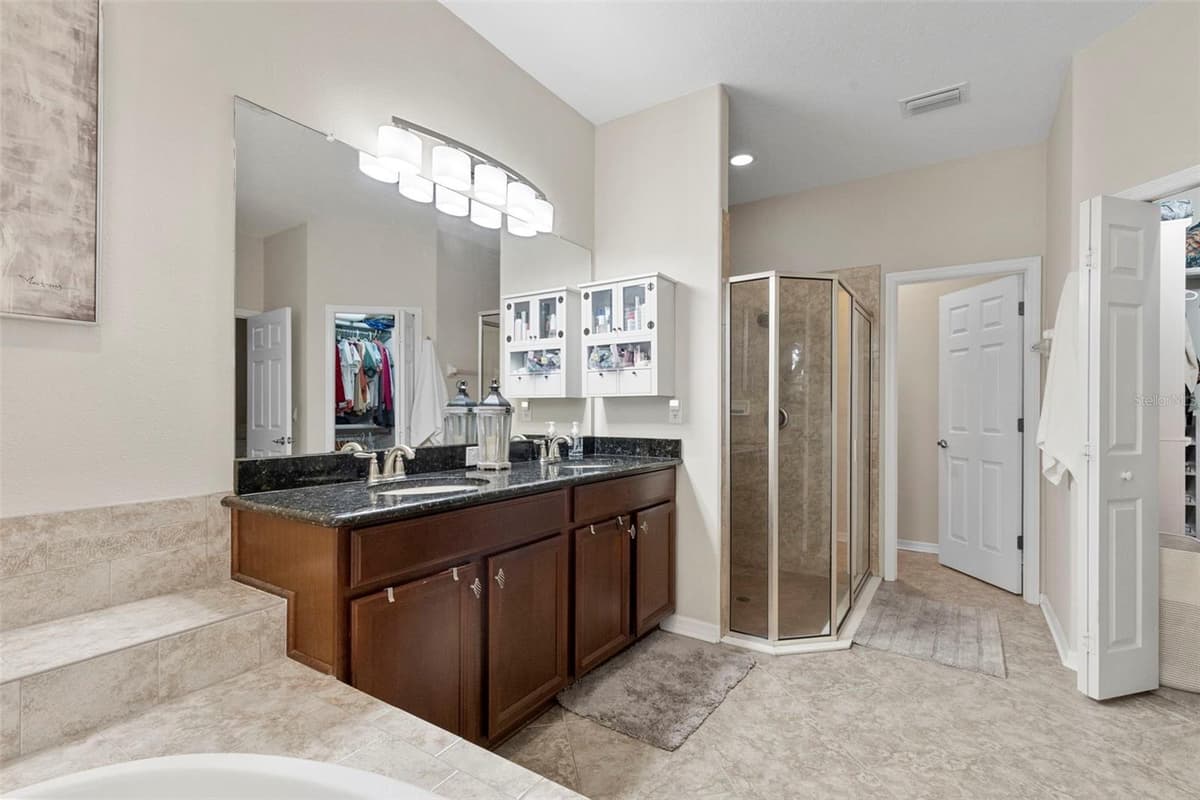 11238 WEMBLEY LANDING DRIVE — photo 13 of 27