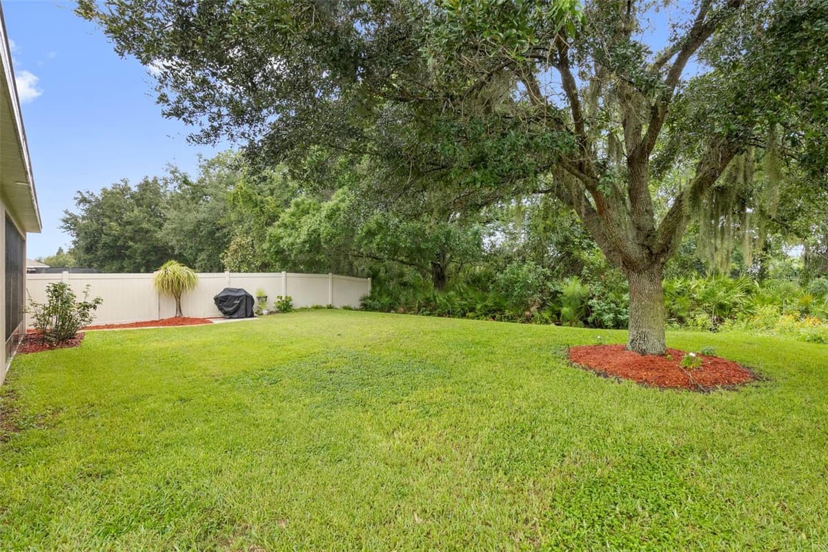 11238 WEMBLEY LANDING DRIVE — photo 21 of 27
