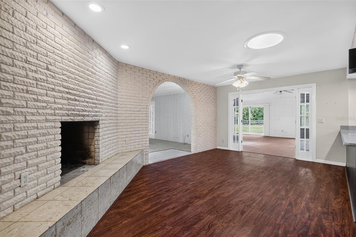 120 CREEK CROSSING ROAD — photo 18 of 47