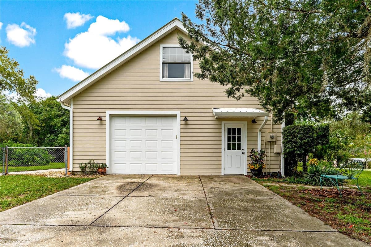 29249 WILPAYNE ROAD — photo 4 of 56