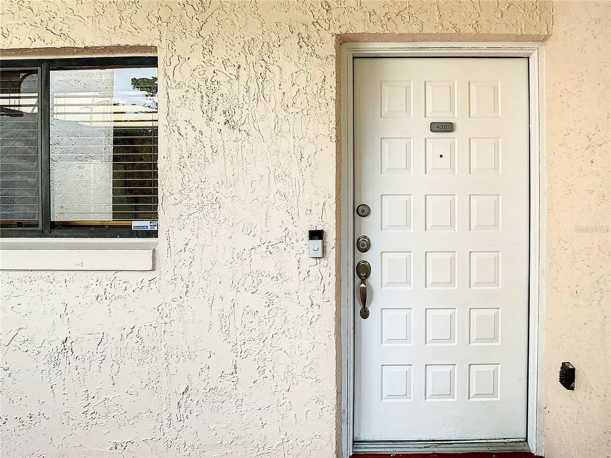 1158 CARMEL CIRCLE — photo 4 of 56