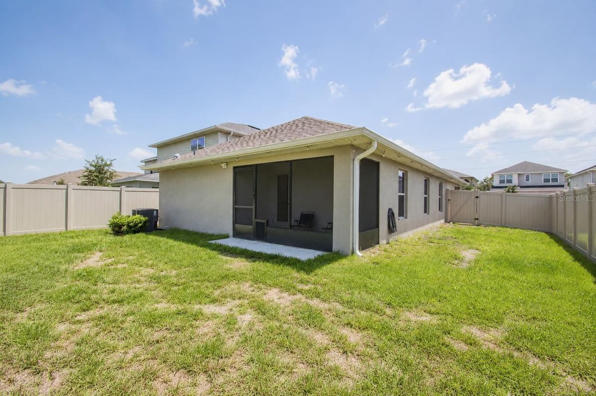 3675 SAGEFIELD DRIVE — photo 3 of 12