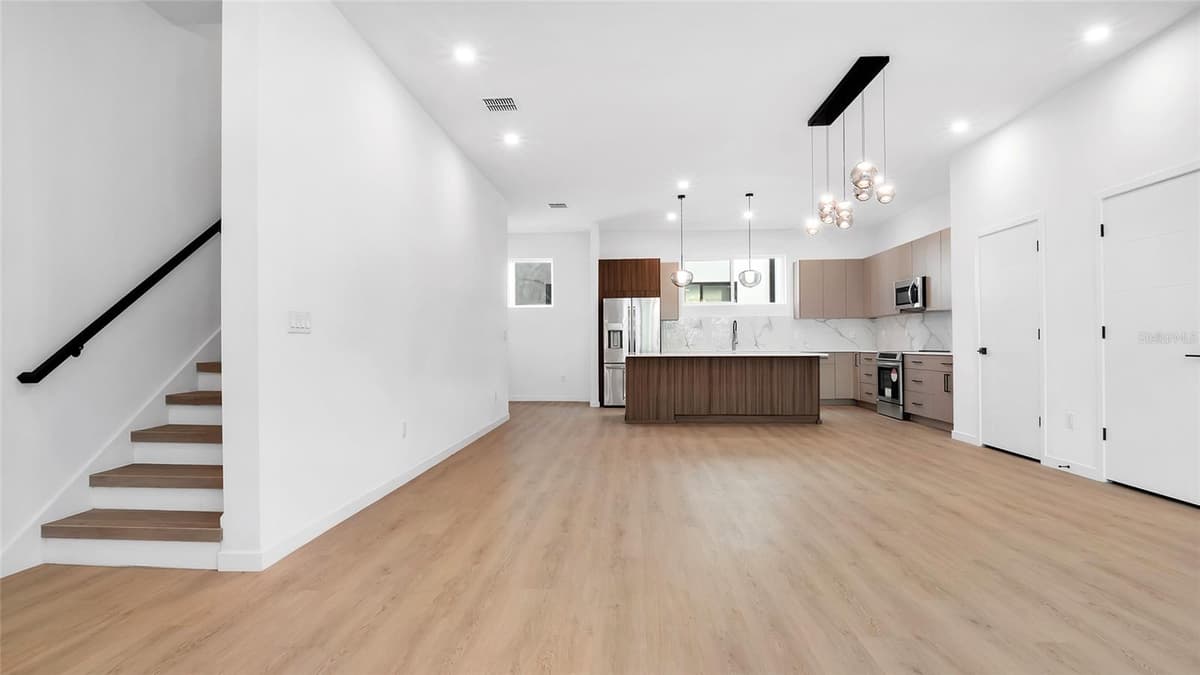2114 4TH STREET — photo 16 of 54
