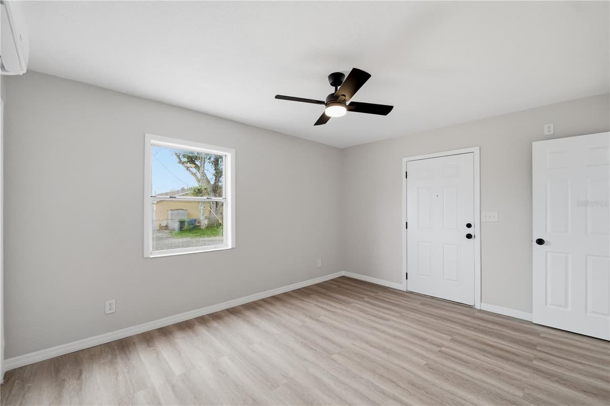 3923 FLORA STREET — photo 28 of 41