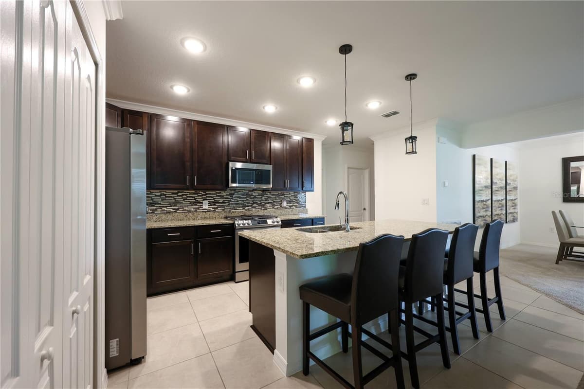1113 BRADFORD RIDGE DRIVE — photo 5 of 21