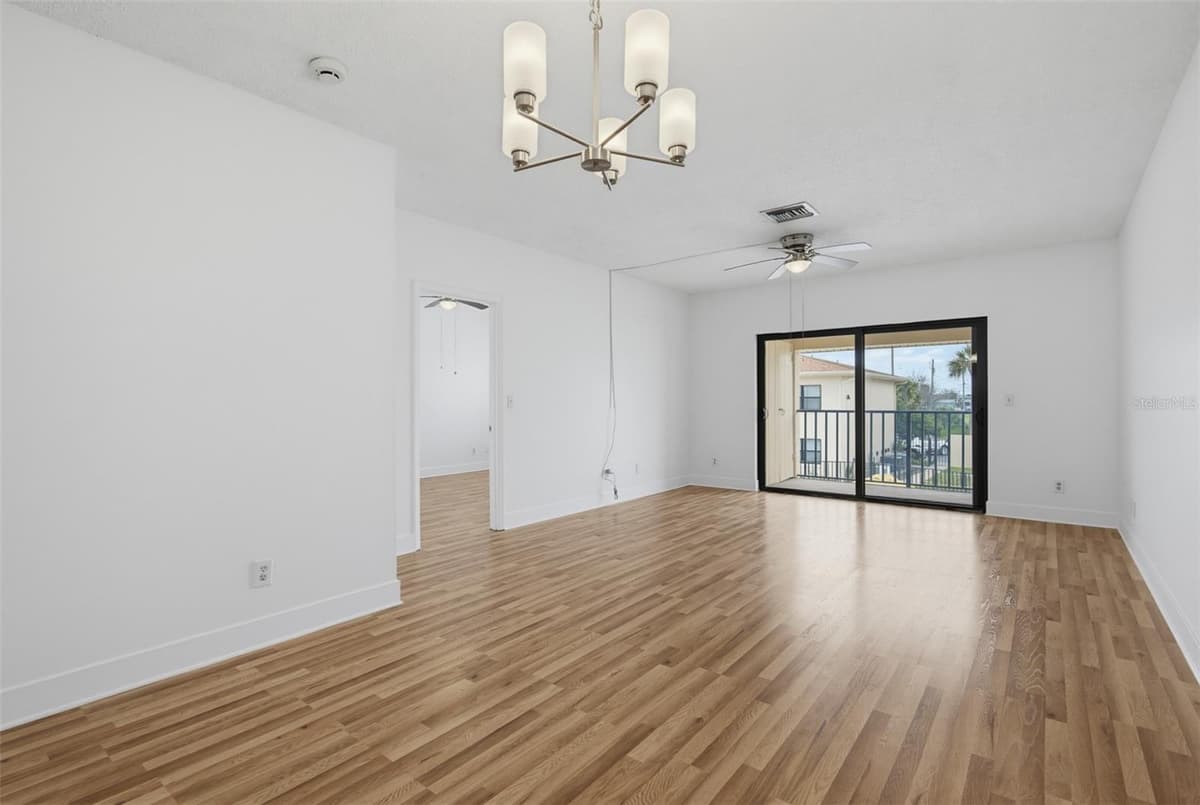 100 GRANT AVENUE — photo 13 of 67
