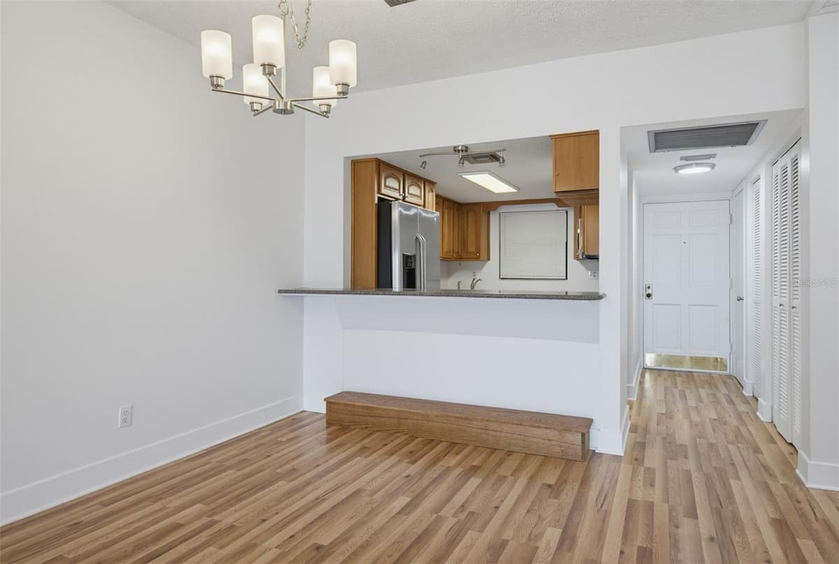 100 GRANT AVENUE — photo 35 of 67