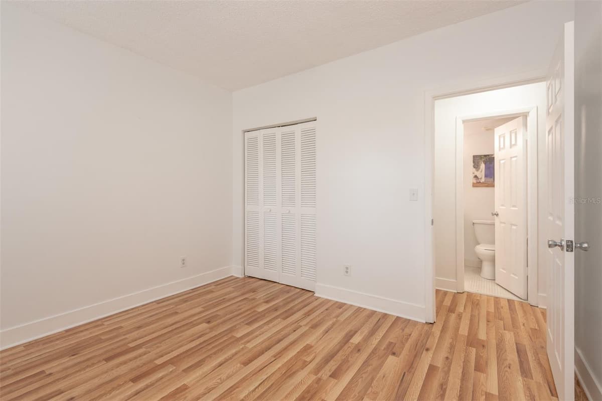 100 GRANT AVENUE — photo 20 of 67