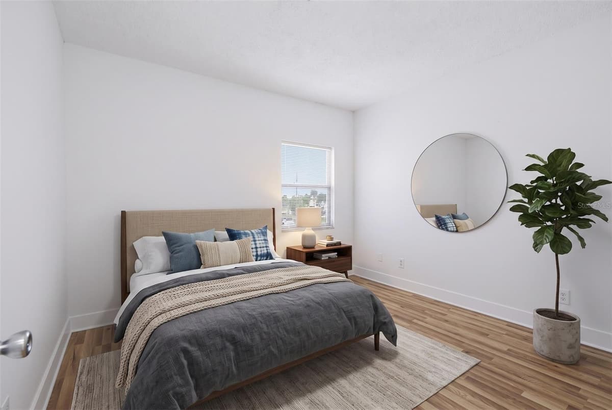 100 GRANT AVENUE — photo 17 of 67