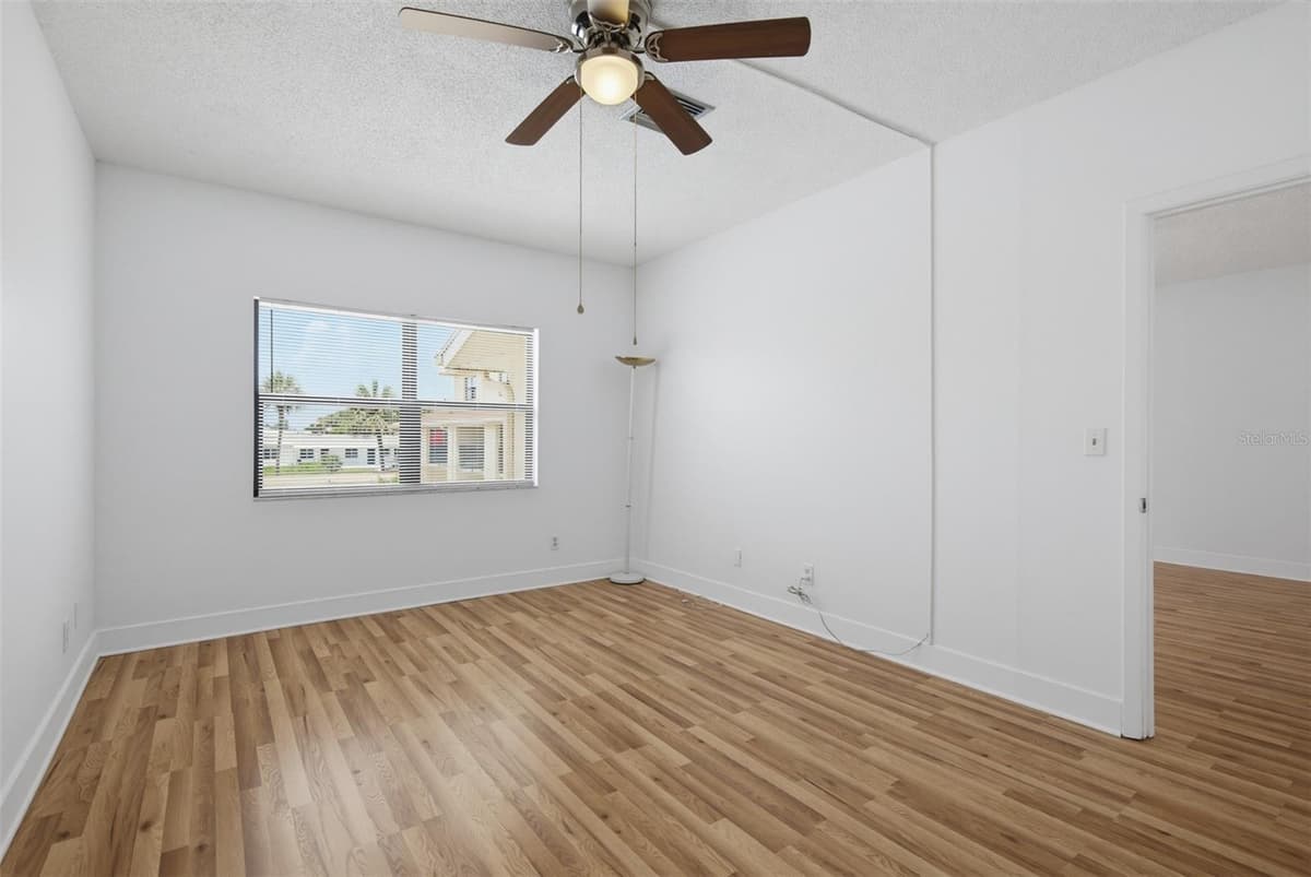 100 GRANT AVENUE — photo 25 of 67
