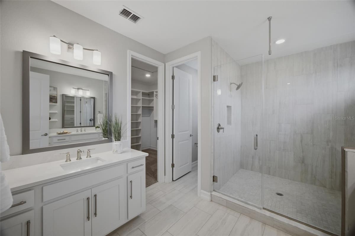 4667 SAN MARTINO DRIVE — photo 35 of 69