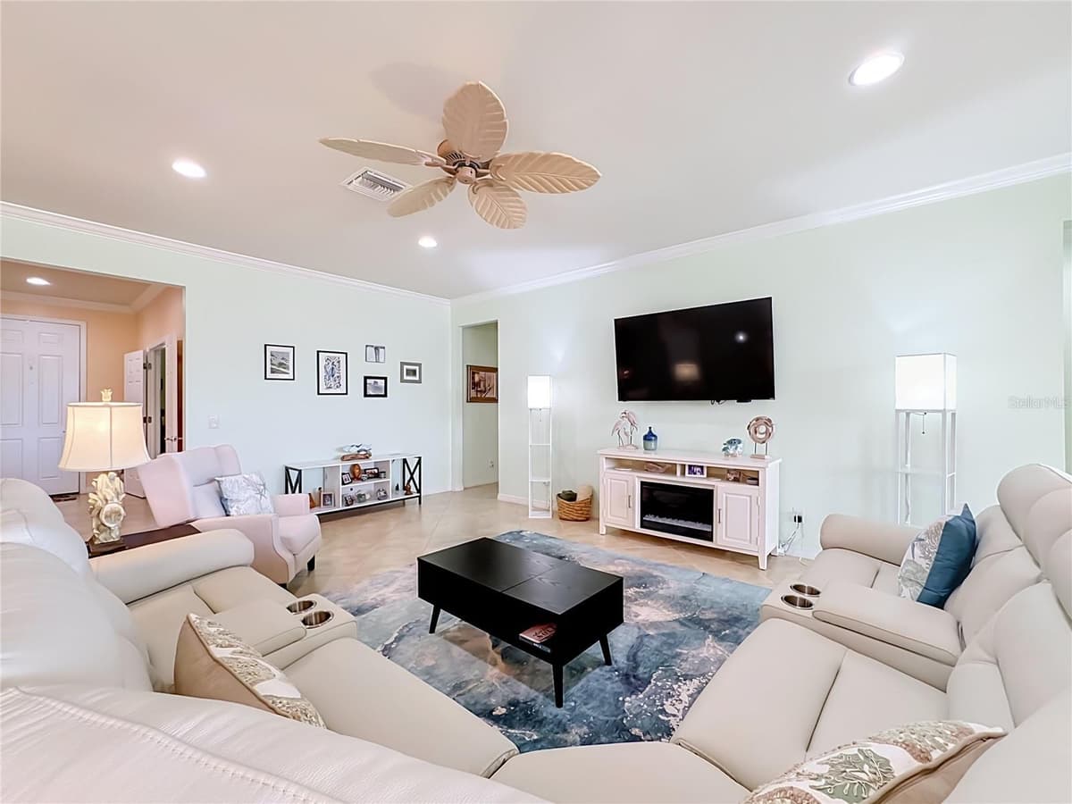 6149 ABACO DRIVE — photo 15 of 82