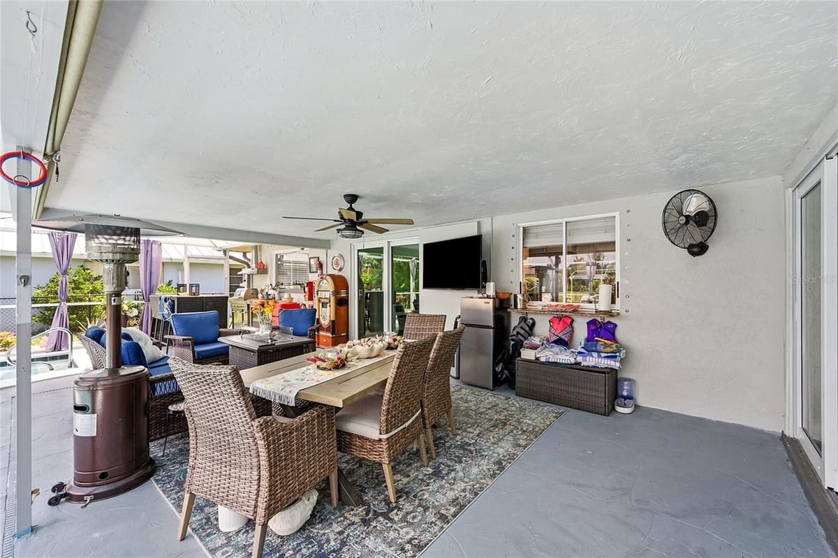 7219 REYMOOR DRIVE — photo 37 of 64