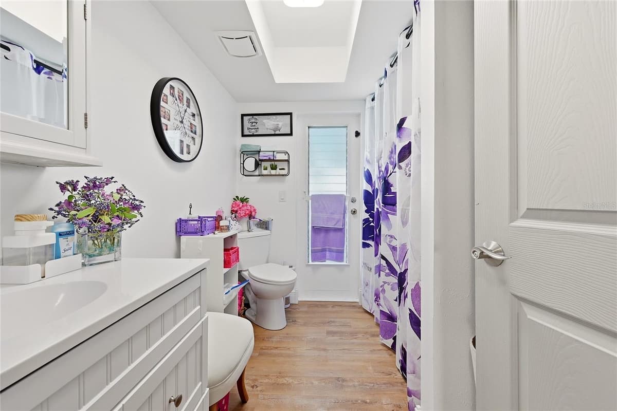 7219 REYMOOR DRIVE — photo 33 of 64