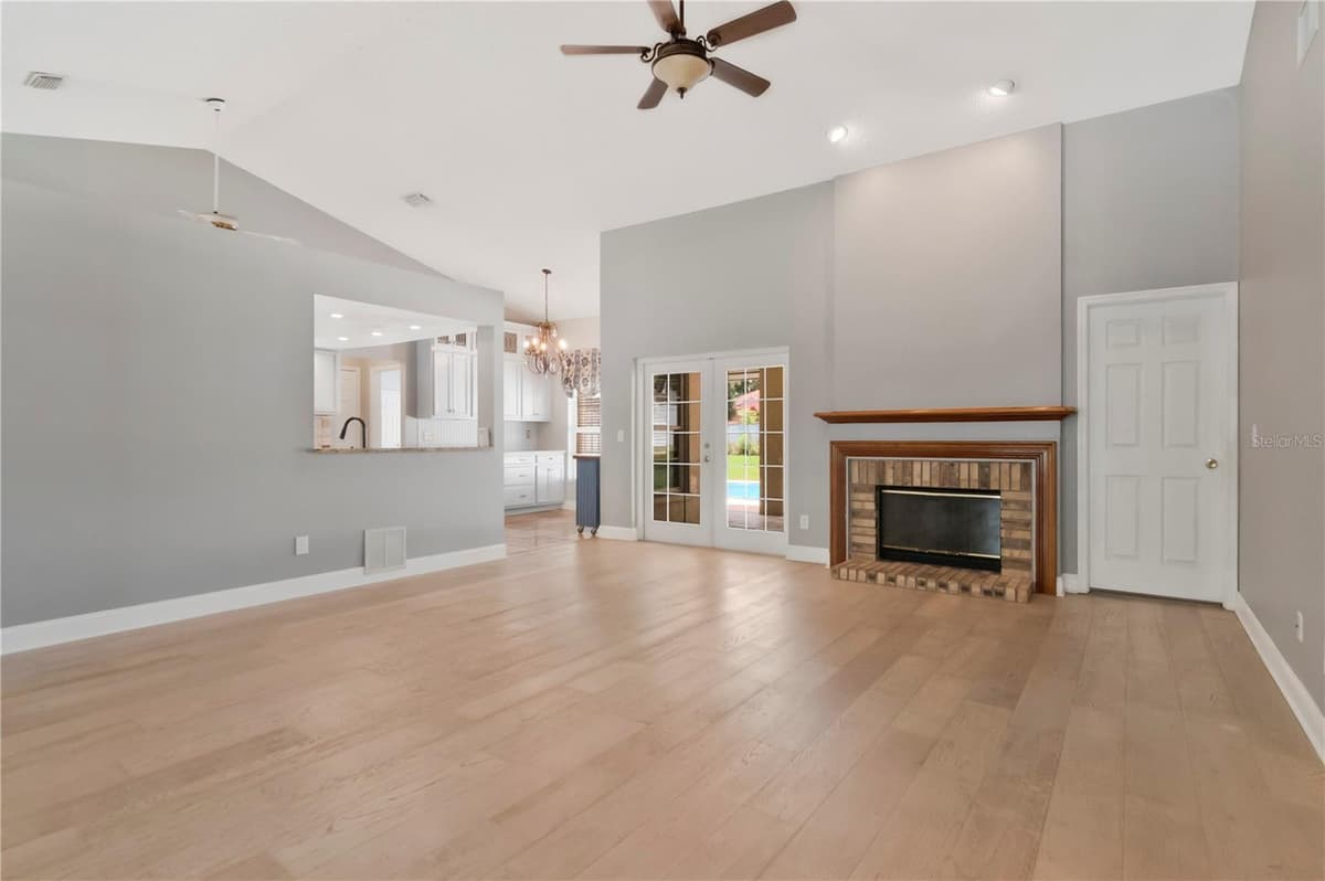 2608 BERRYVINE PLACE — photo 15 of 53