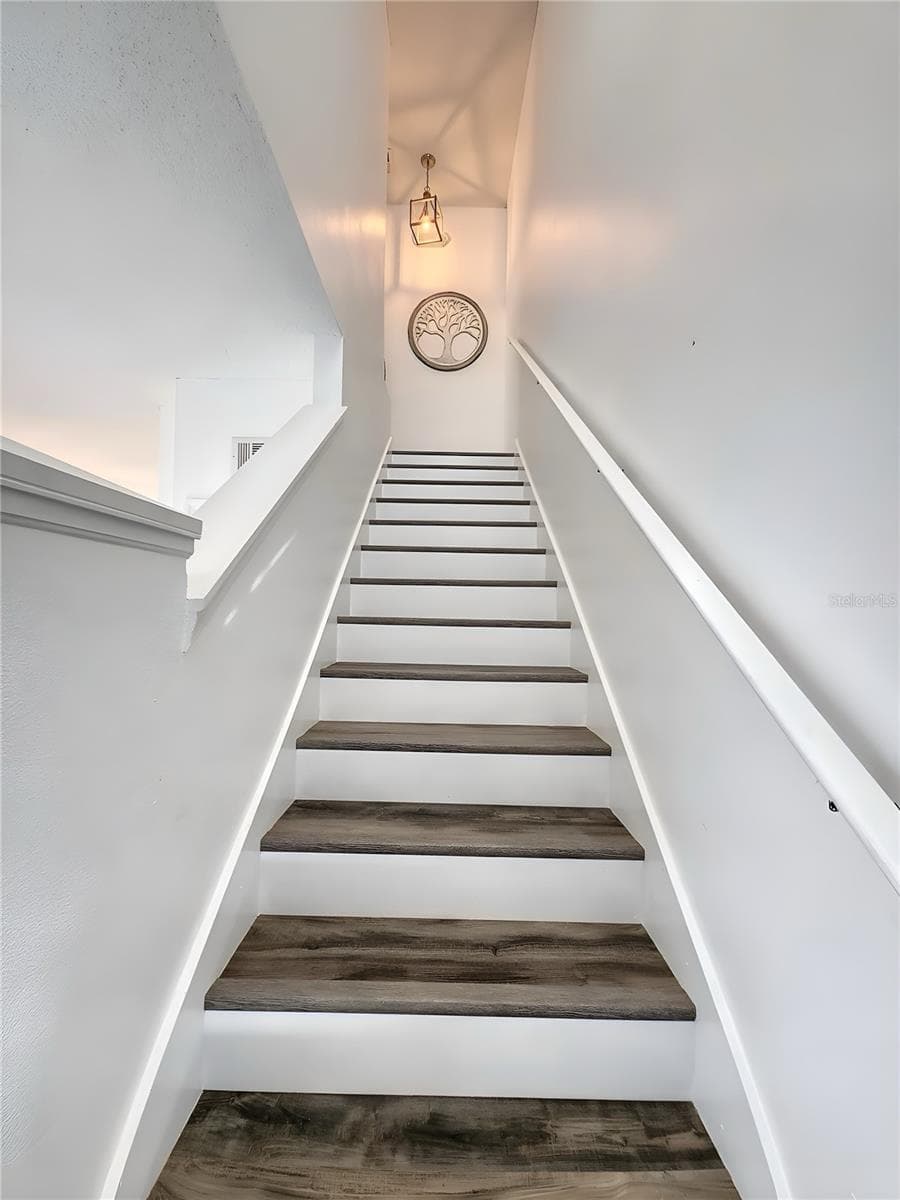 1115 PARK RIDGE CIRCLE — photo 31 of 92