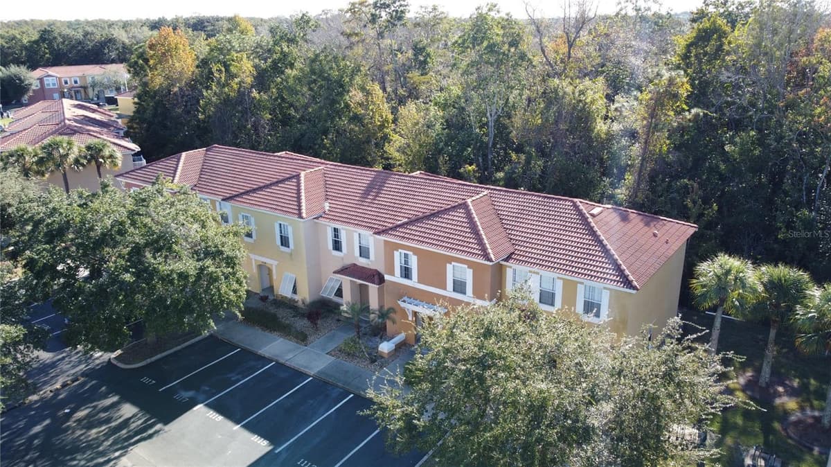 1115 PARK RIDGE CIRCLE — photo 4 of 92