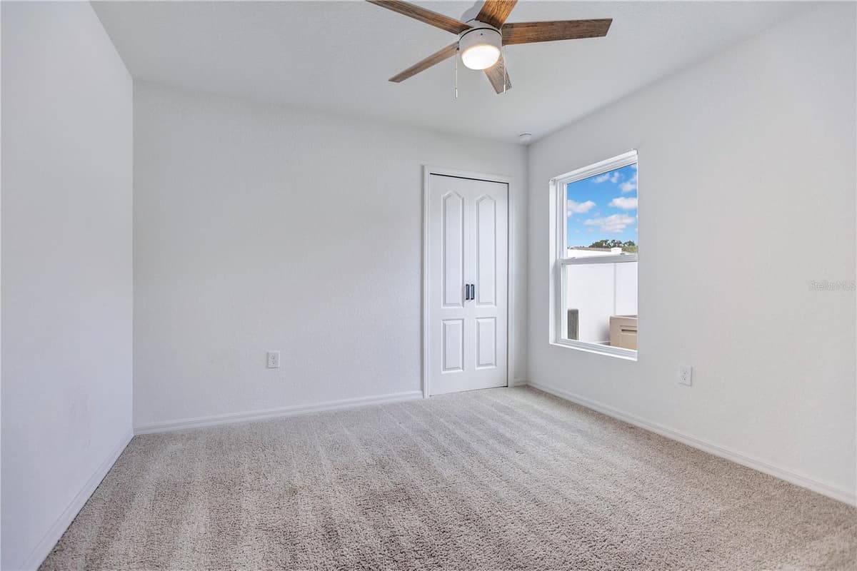 1080 BERGAMOT DRIVE — photo 17 of 40