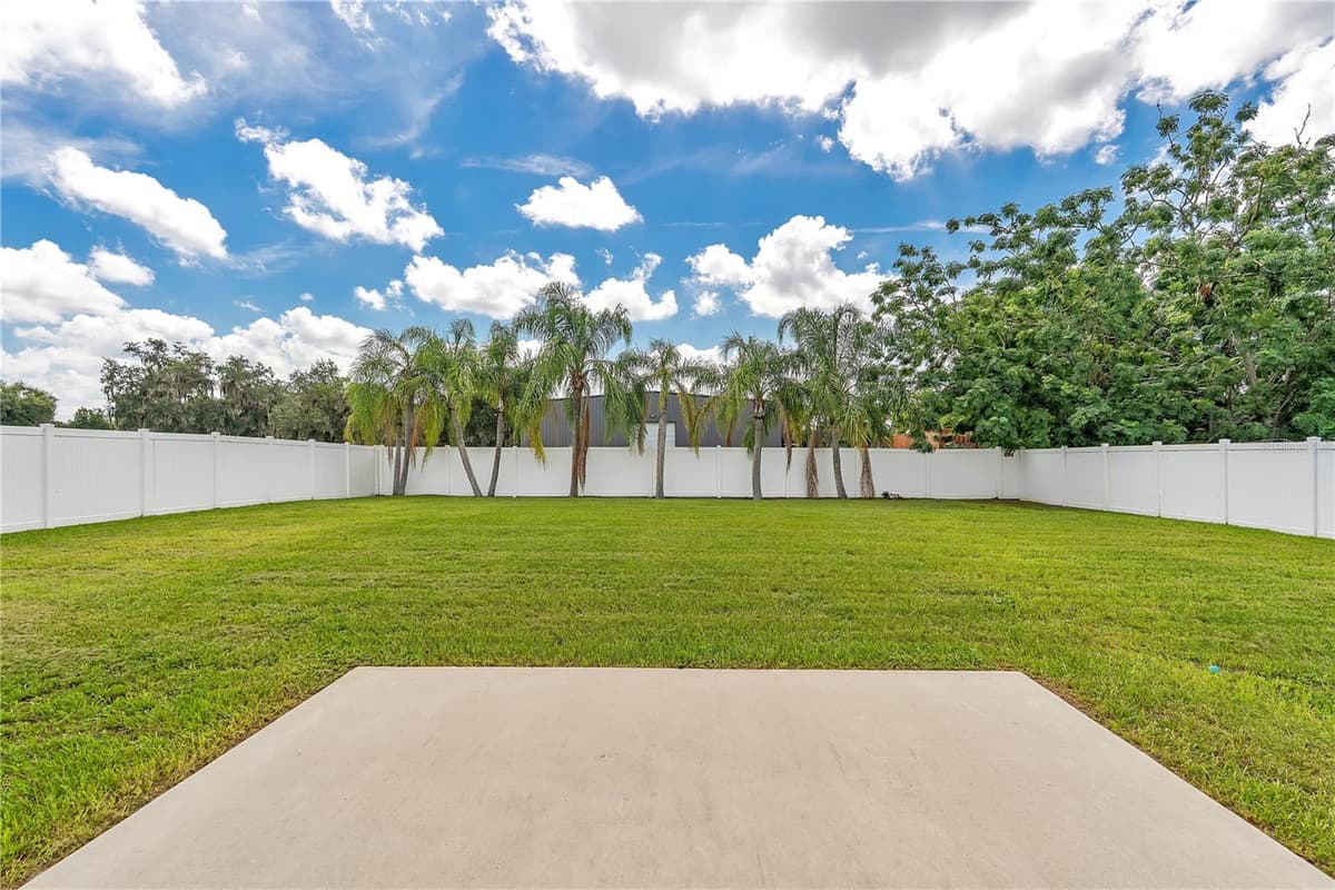 1080 BERGAMOT DRIVE — photo 21 of 40