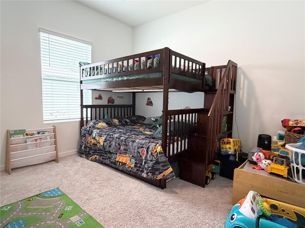 1663 MEADOWLARK DRIVE — photo 15 of 23