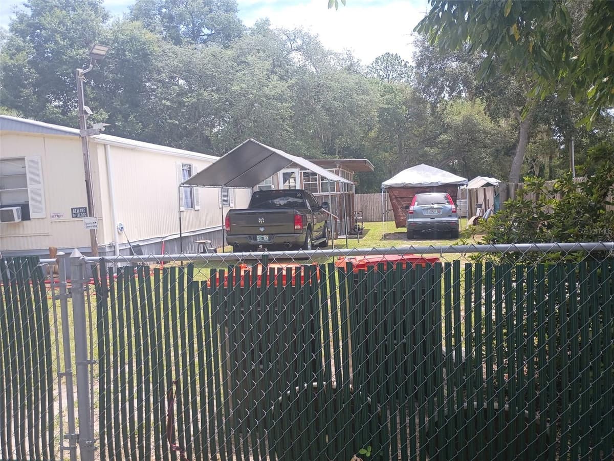 711 129TH COURT — photo 3 of 19