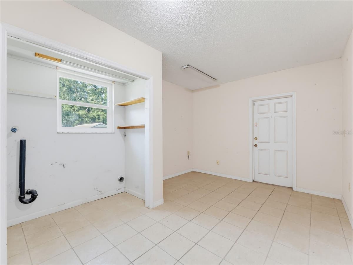 1116 OAKWOOD STREET — photo 27 of 68