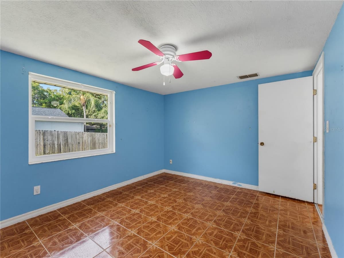 1116 OAKWOOD STREET — photo 38 of 68