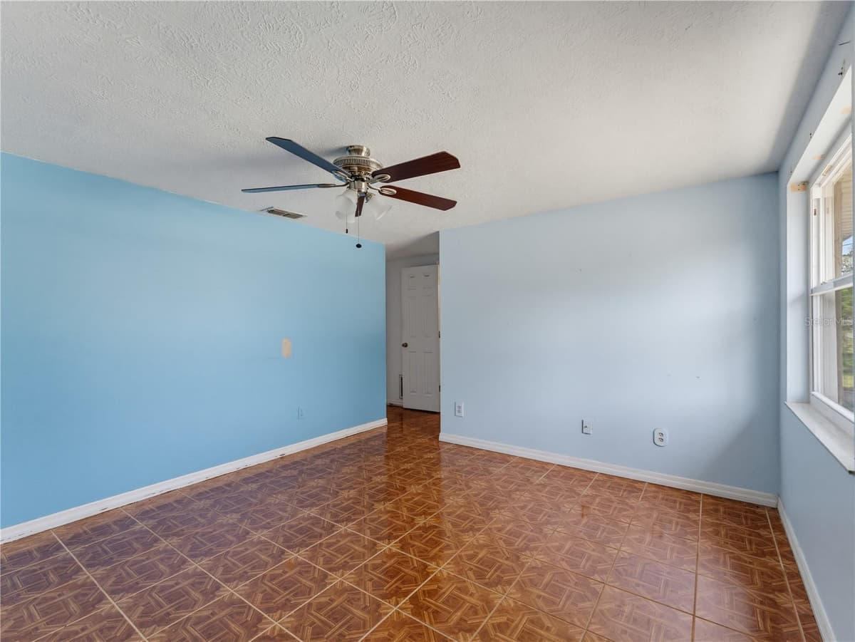 1116 OAKWOOD STREET — photo 49 of 68