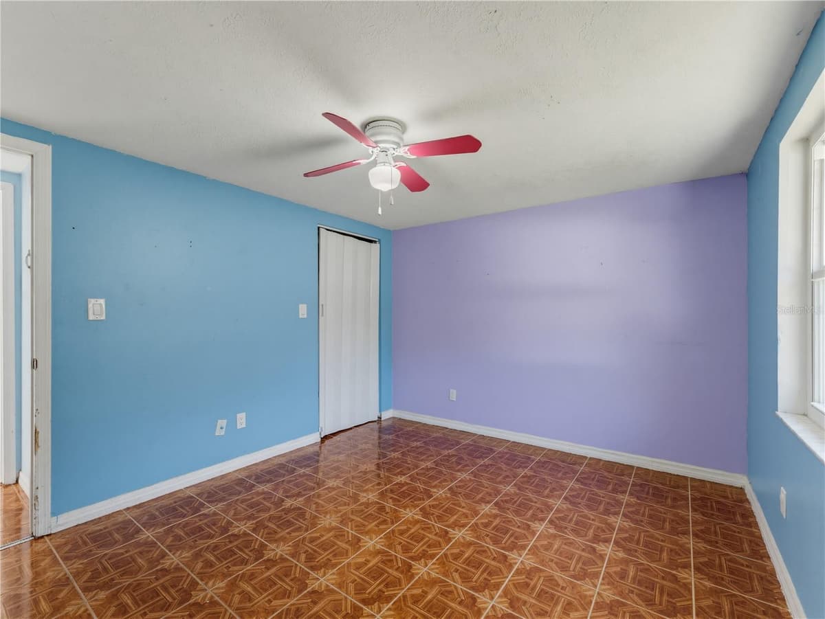 1116 OAKWOOD STREET — photo 37 of 68