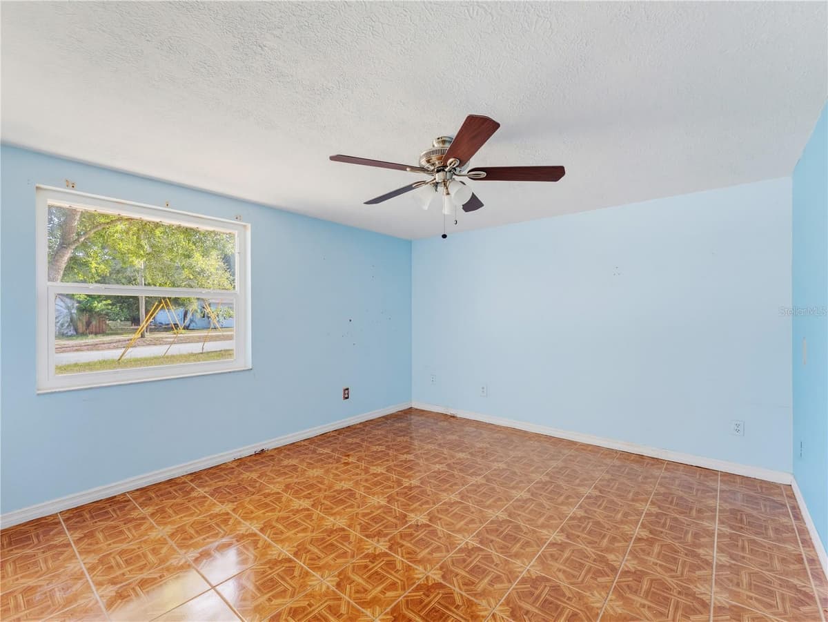 1116 OAKWOOD STREET — photo 47 of 68