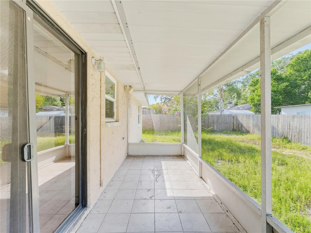 1116 OAKWOOD STREET — photo 50 of 68