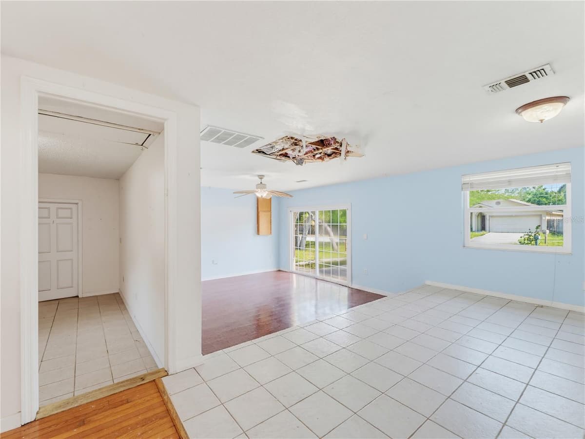 1116 OAKWOOD STREET — photo 26 of 68