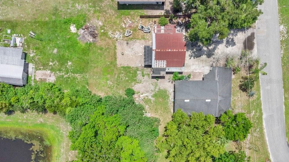 2110 JAMES DRIVE — photo 30 of 31