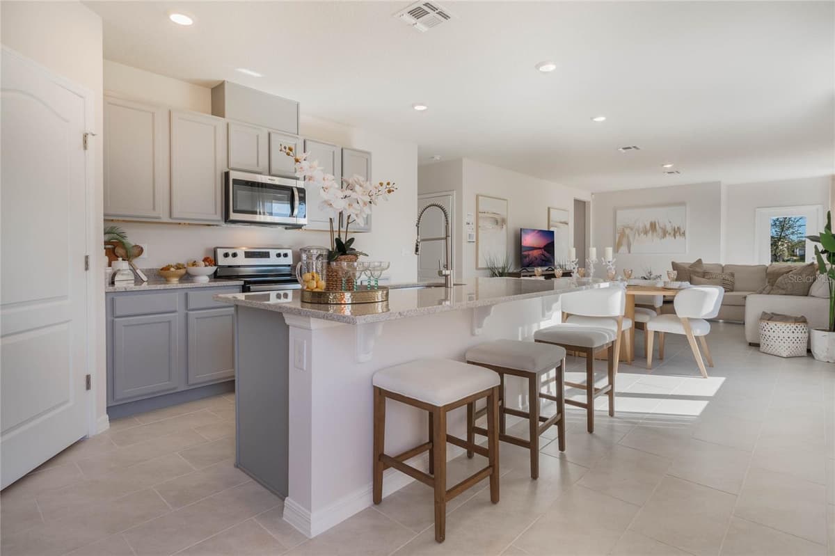 3023 VICEROY — photo 9 of 25