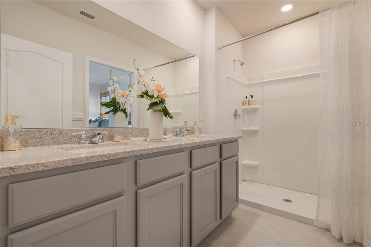 3023 VICEROY — photo 23 of 25
