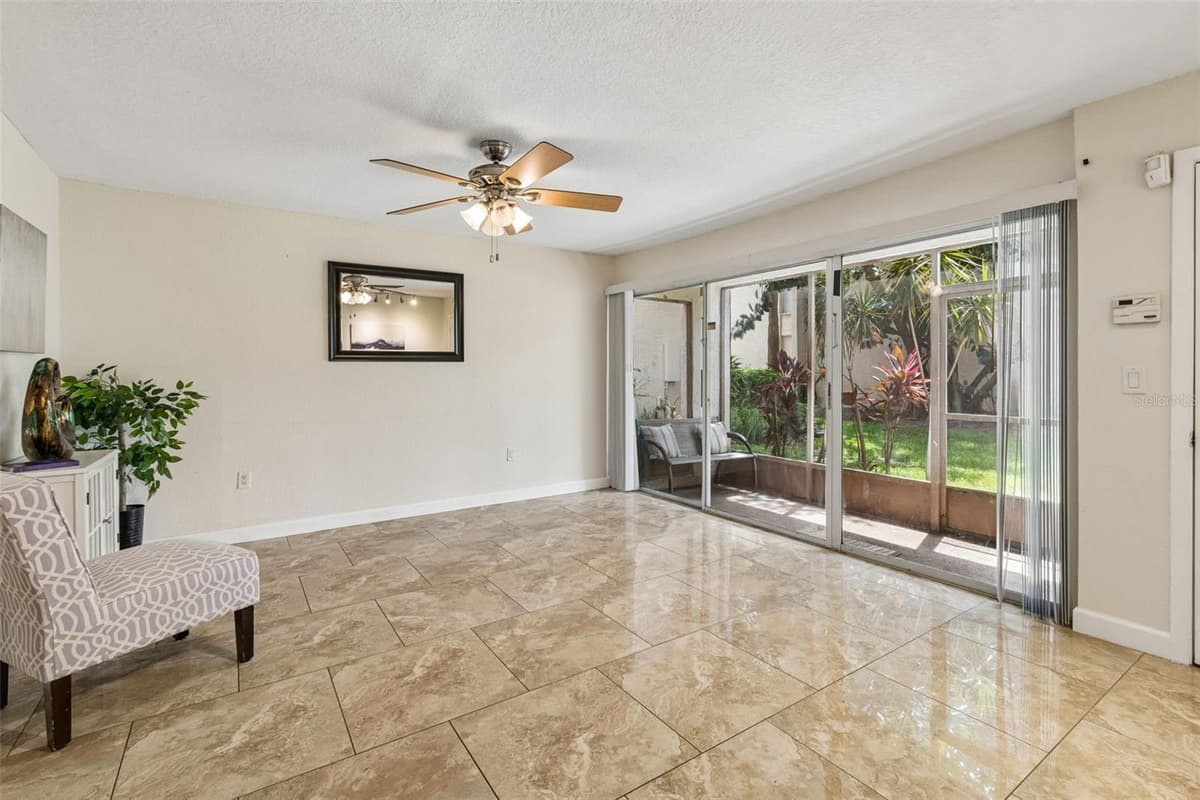 3841 LAKE DRIVE — photo 5 of 52