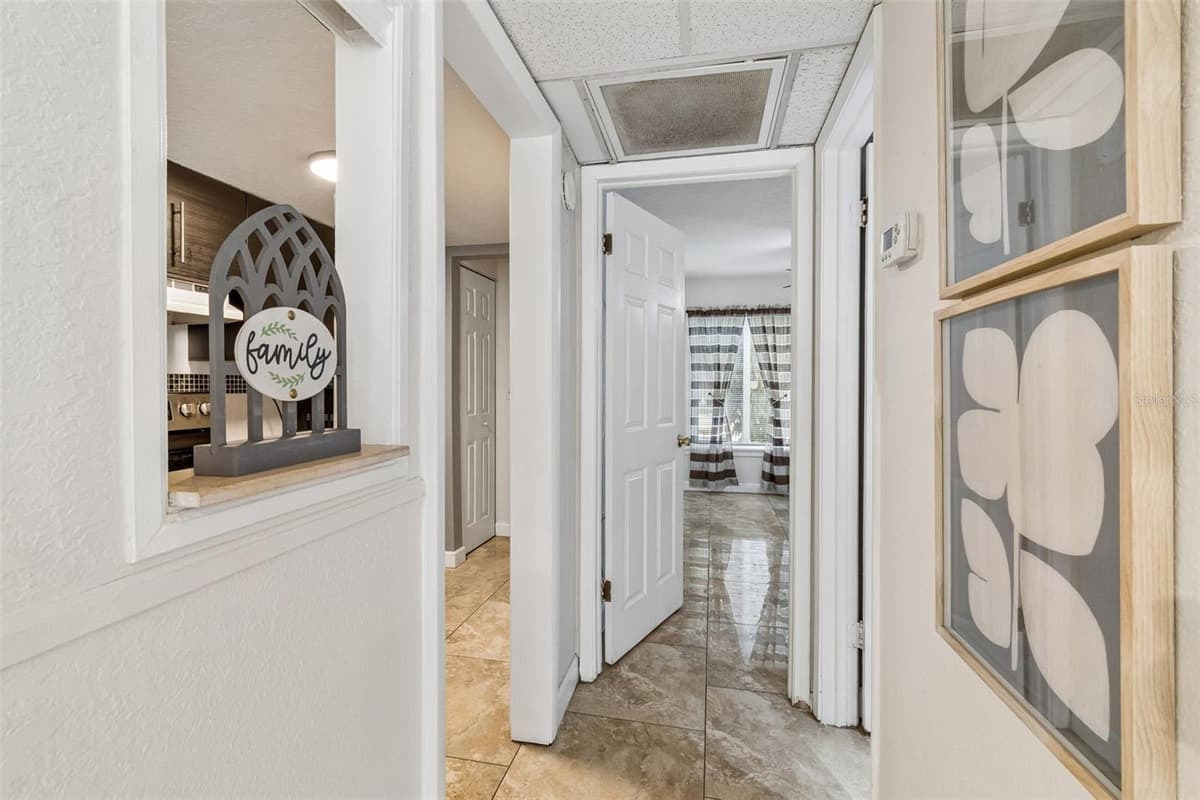 3841 LAKE DRIVE — photo 13 of 52
