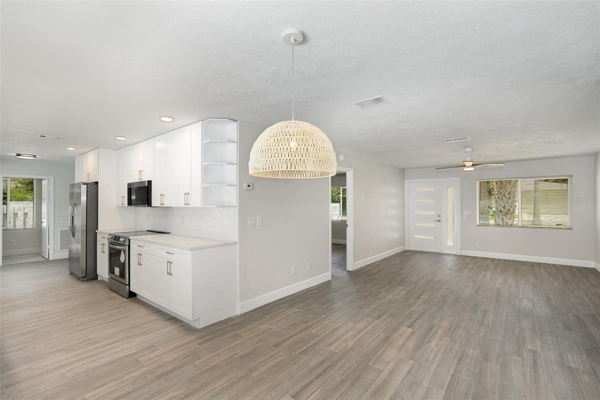 125 MATANZAS ROAD — photo 7 of 29
