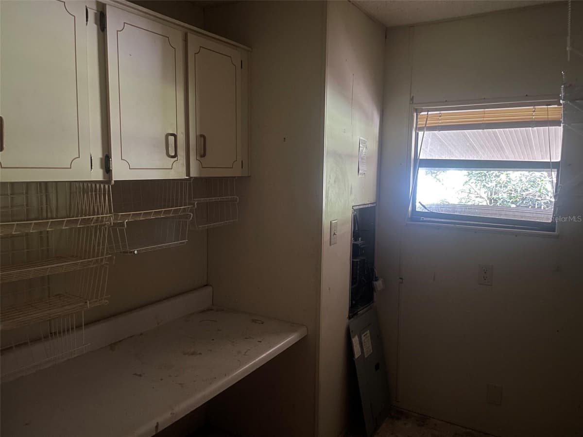 1829 SPARKLE LANE — photo 9 of 15