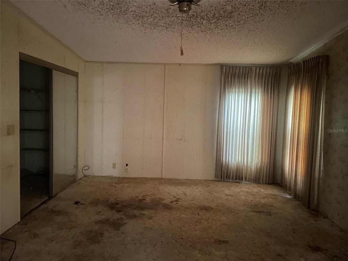 1829 SPARKLE LANE — photo 10 of 15