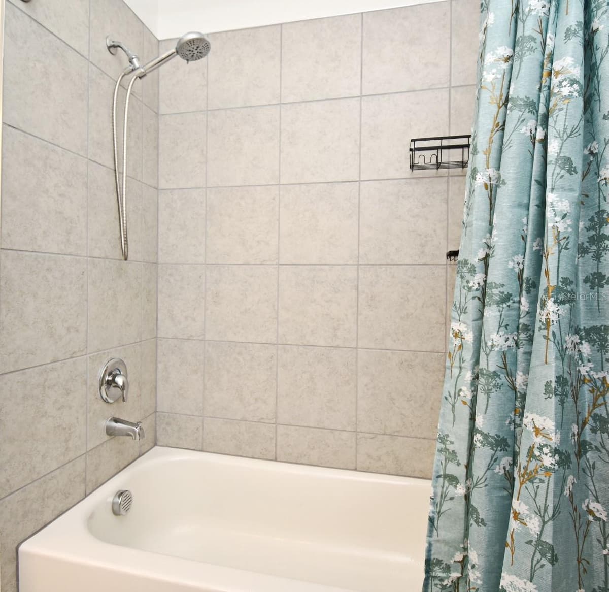 33291 REMBRANDT LANE — photo 13 of 38