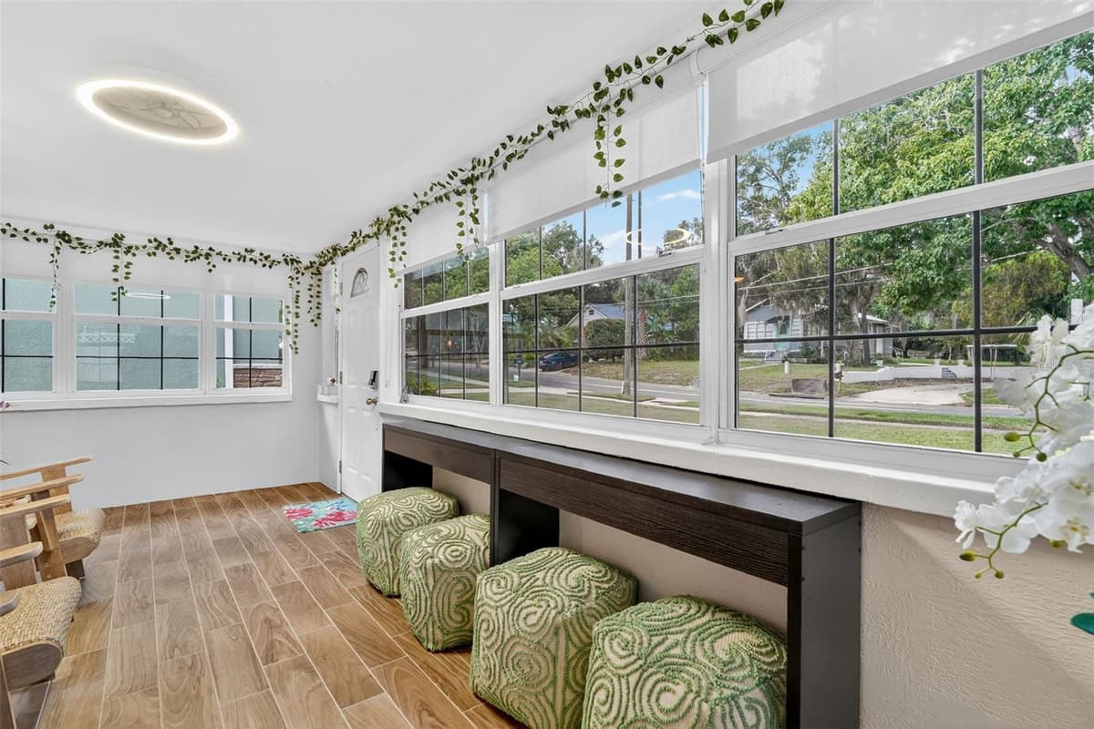 418 10TH AVENUE — photo 4 of 63