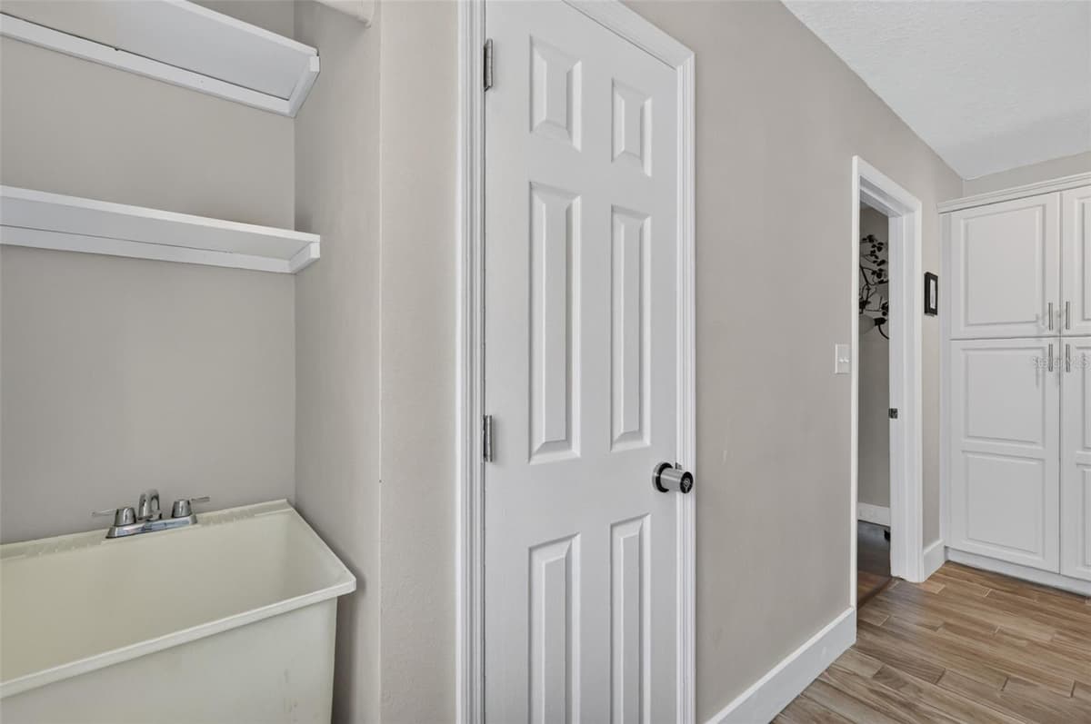 418 10TH AVENUE — photo 23 of 63
