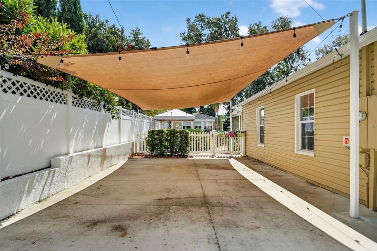 418 10TH AVENUE — photo 43 of 63